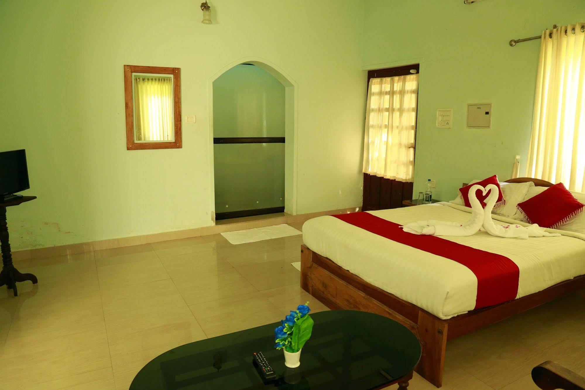 Aruvi Resort Munnar Exterior foto